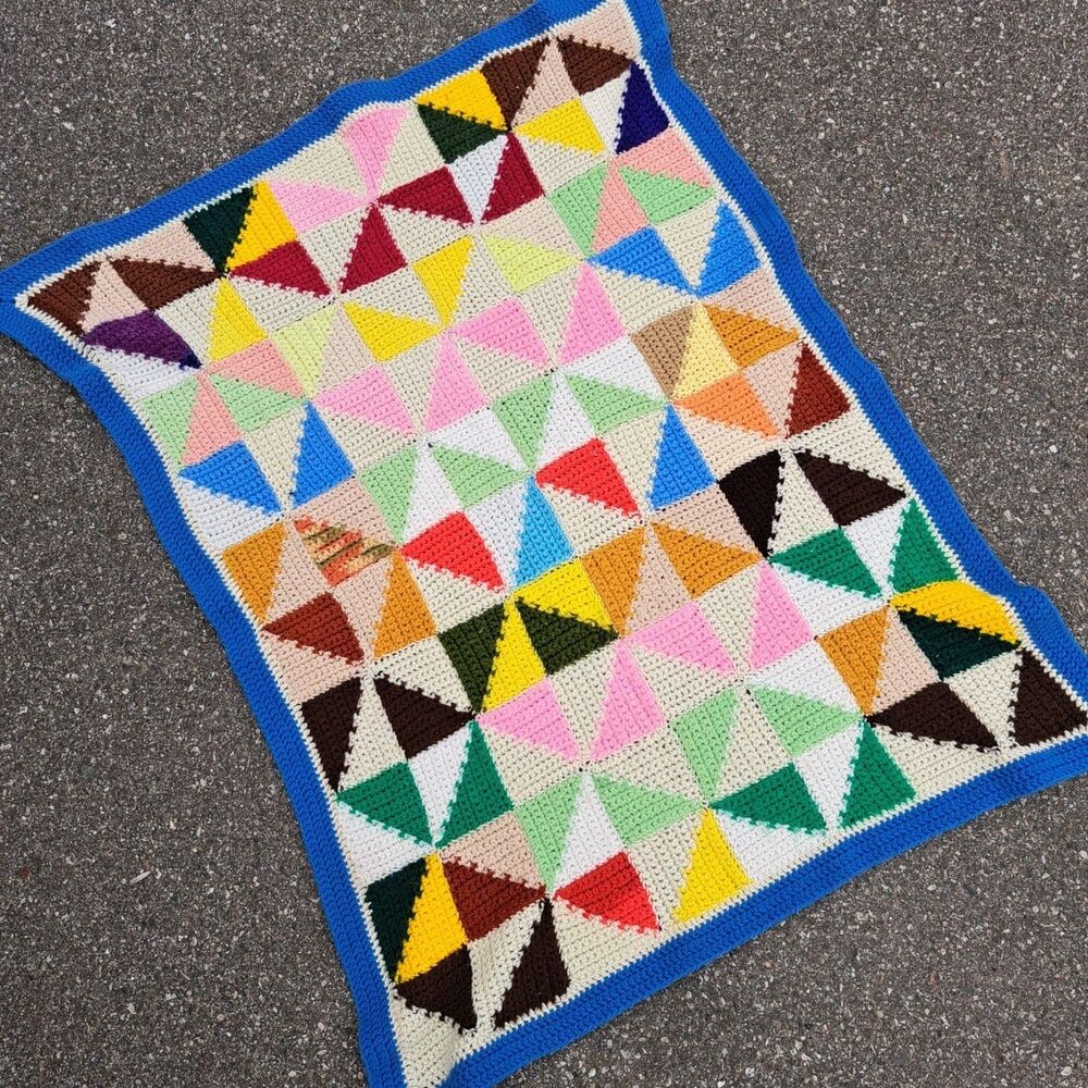 Geometric Triangle Vintage Knit Crochet Afghan Throw Granny Blanket 43x32" Small